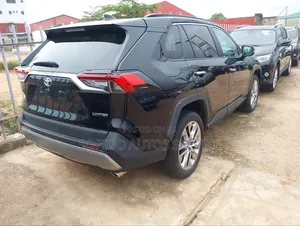 Toyota RAV4 2020 Black