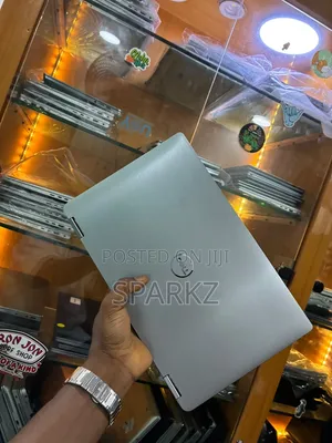Laptop Dell Latitude 9520 16GB Intel Core i7 SSD 256GB