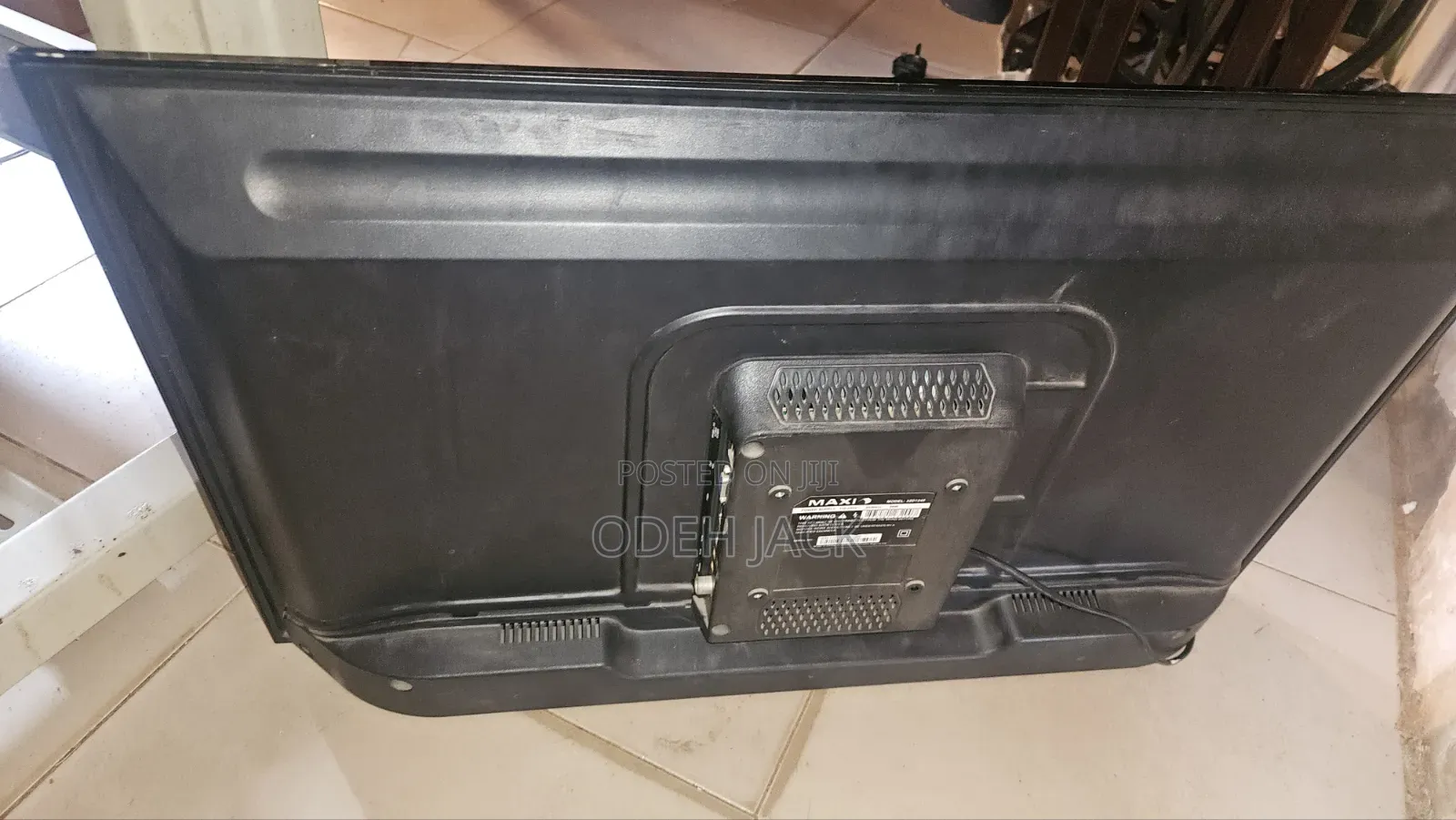 Maxi Television