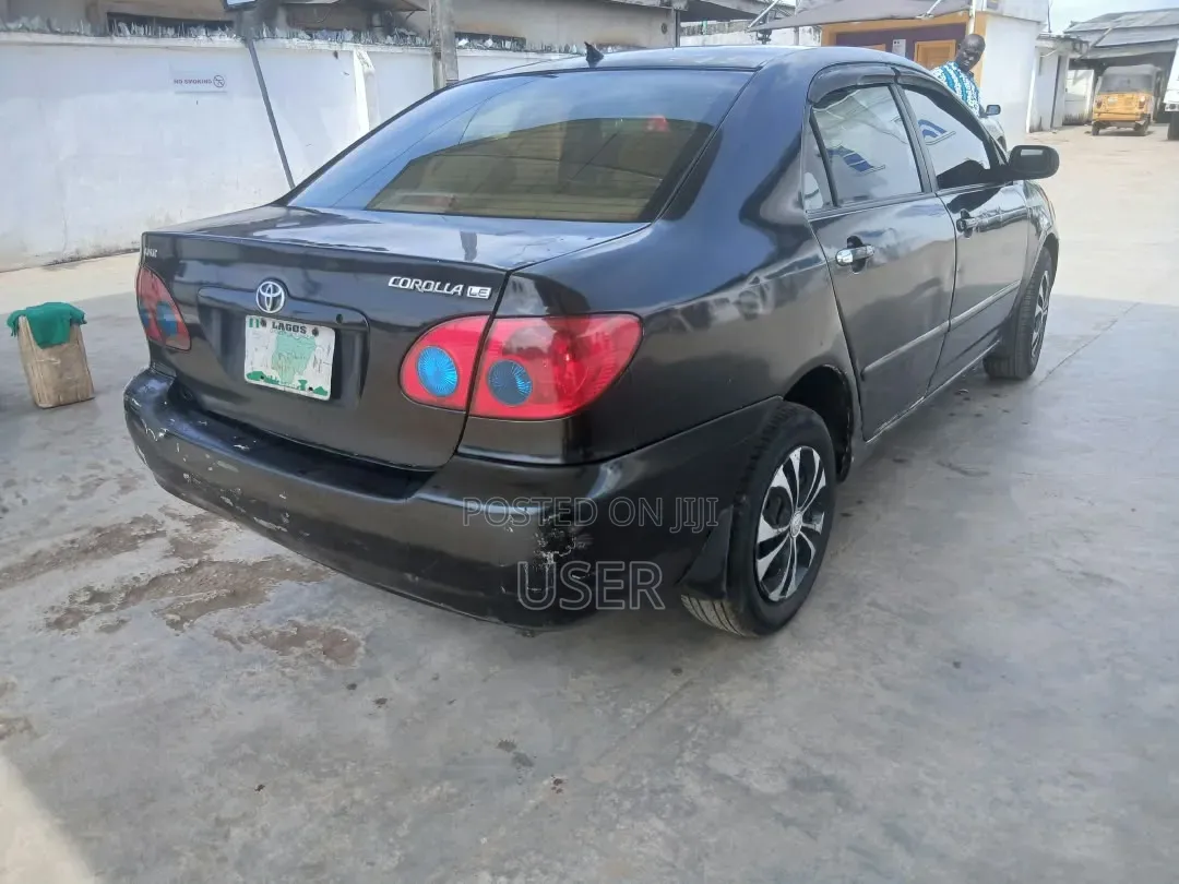Toyota Corolla 2004 Black