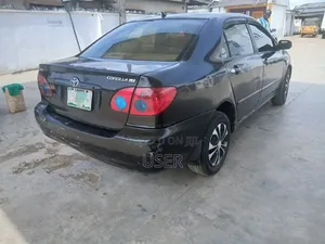 Toyota Corolla 2004 Black
