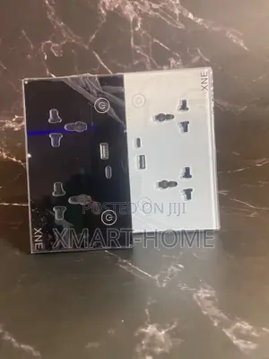 Double Smart Socket (Black &White)
