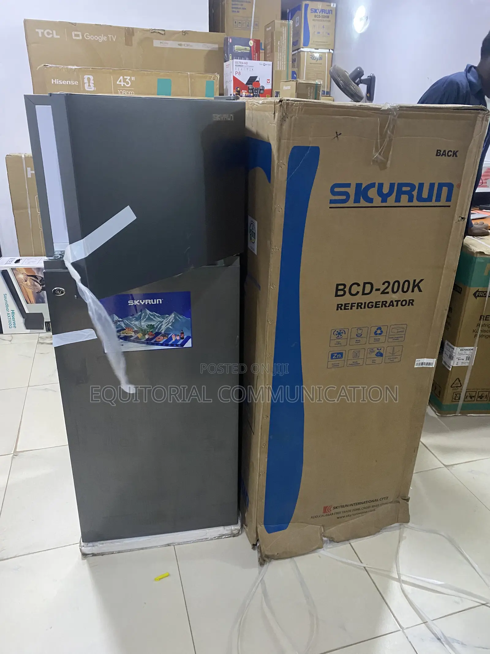 Skyrun BCD-200K 200L Top Freezer Kitchen Fridge