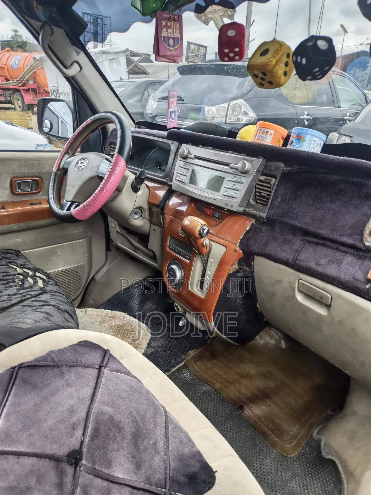 Daihatsu Hijet 2012