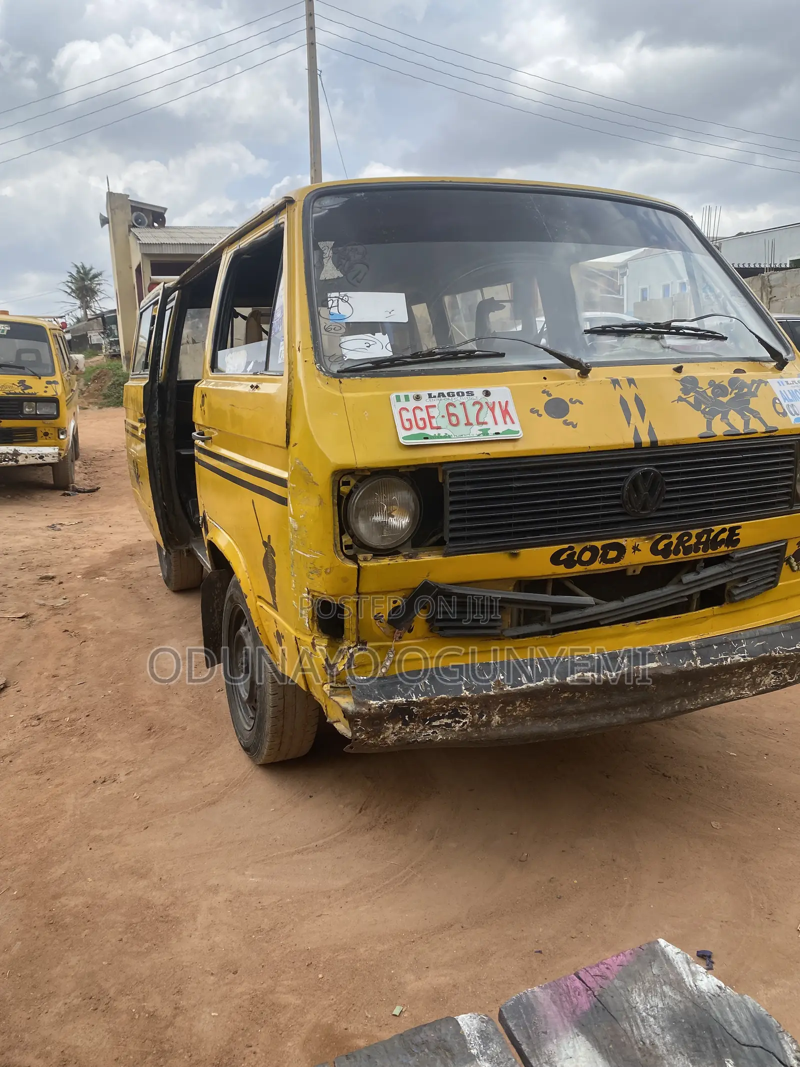 Volkswagen Transporter 2007 Yellow