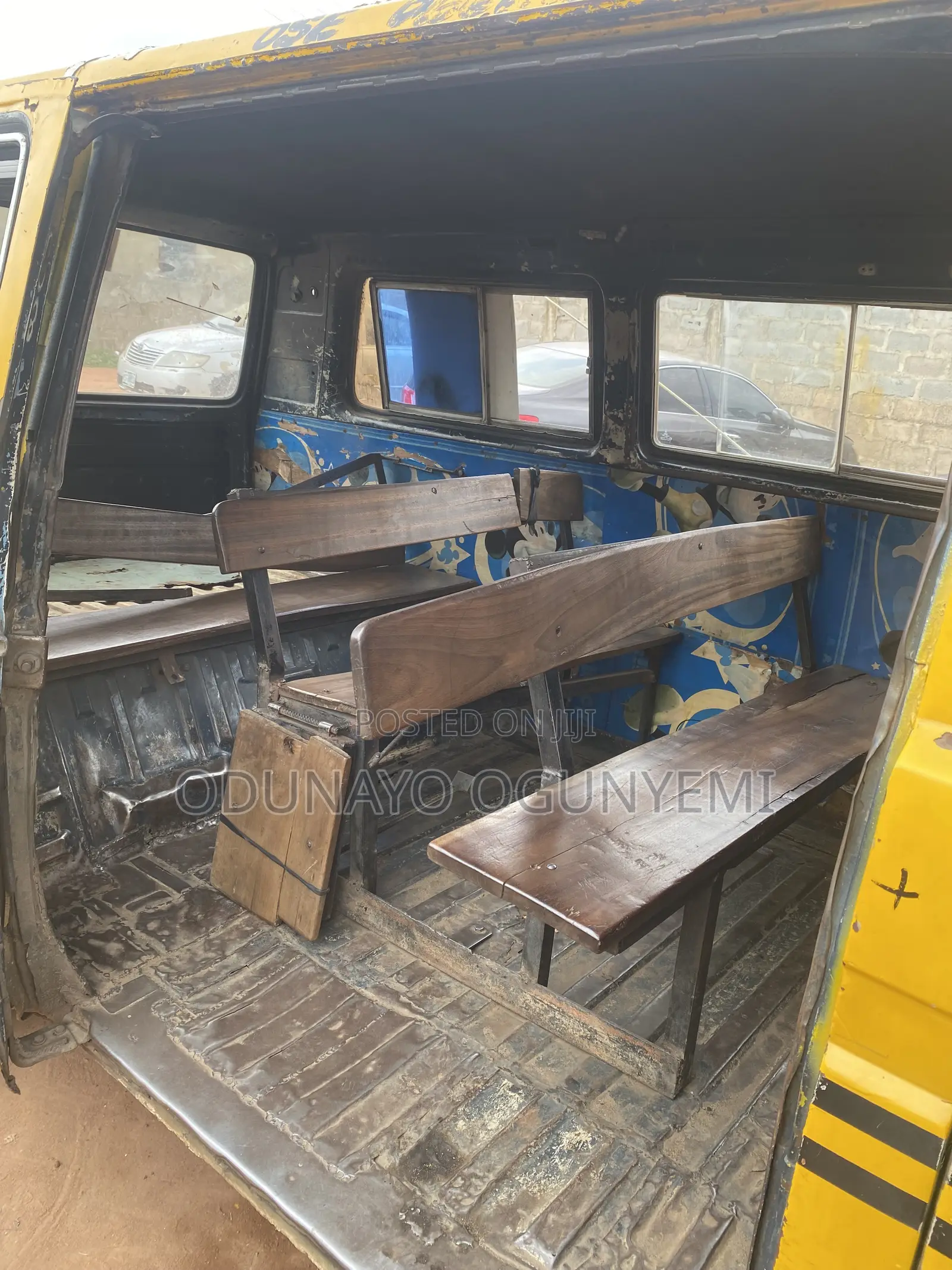 Volkswagen Transporter 2007 Yellow