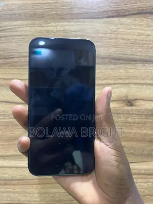 Apple iPhone 13 128 GB Gray