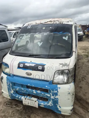 Daihatsu Hijet 2010 White