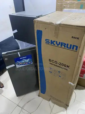 SKYRUN BCD-200K 200L Two-Compartment Top Freezer Refrigerator
