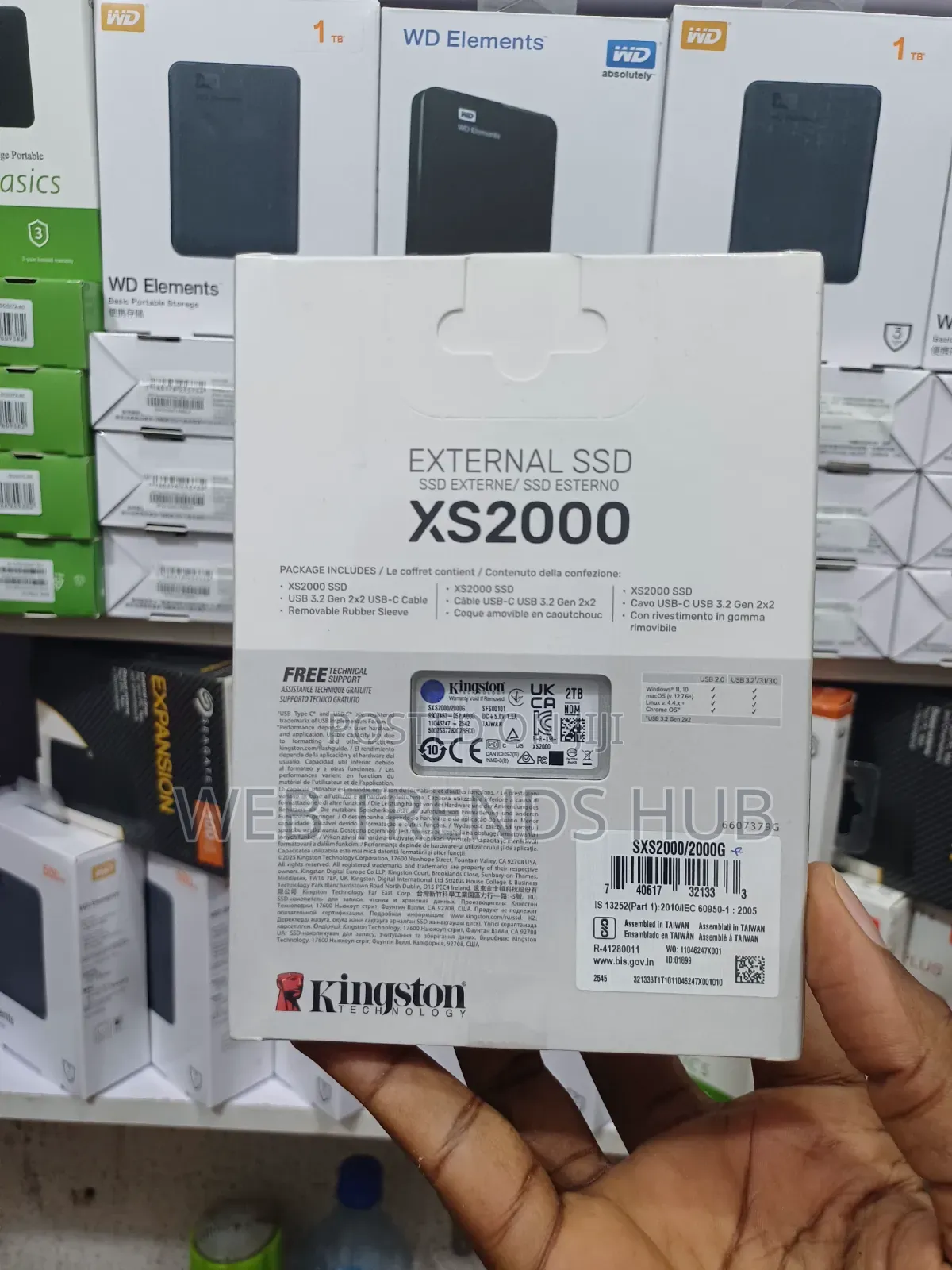 Kingston XS2000 2TB High-Speed External Portable SSD - 2000mb/S