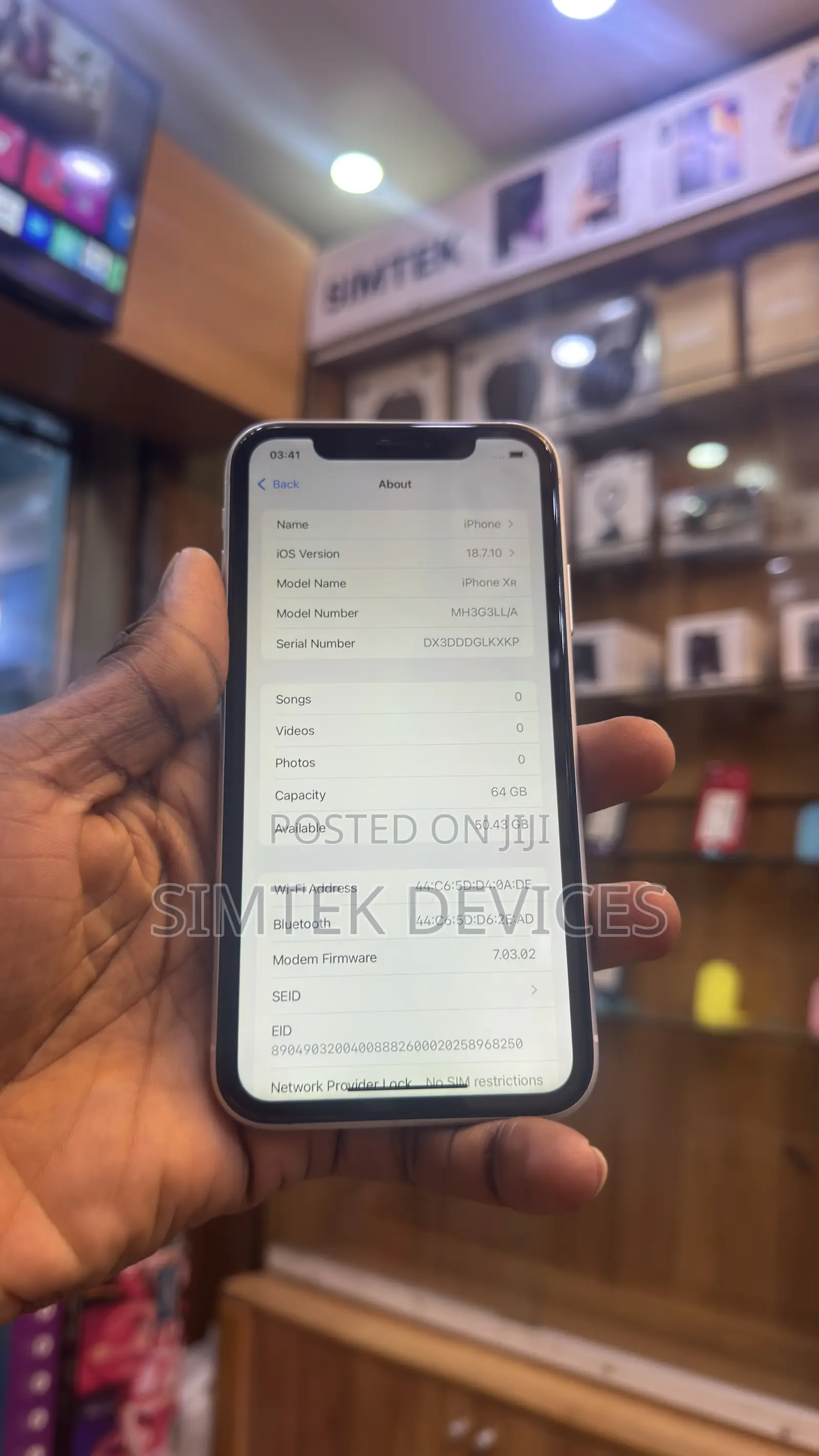 Apple iPhone XR 64 GB White