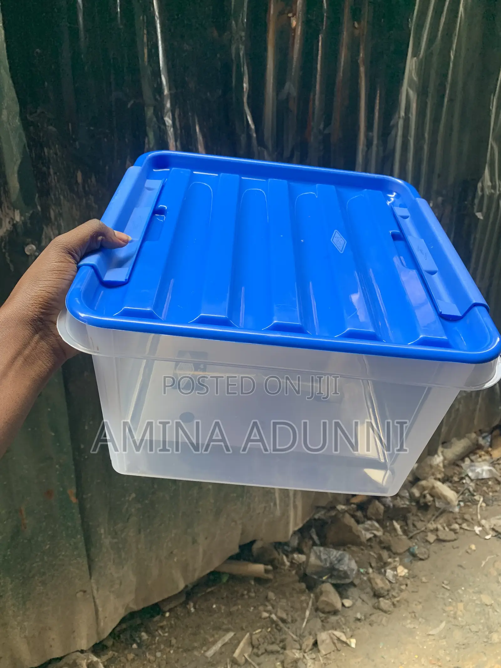 Title: Transparent Plastic Storage Box With Lid and Locking Handles