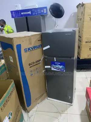 Skyrun BCD-200K 200L Top Freezer Refrigerator for Families