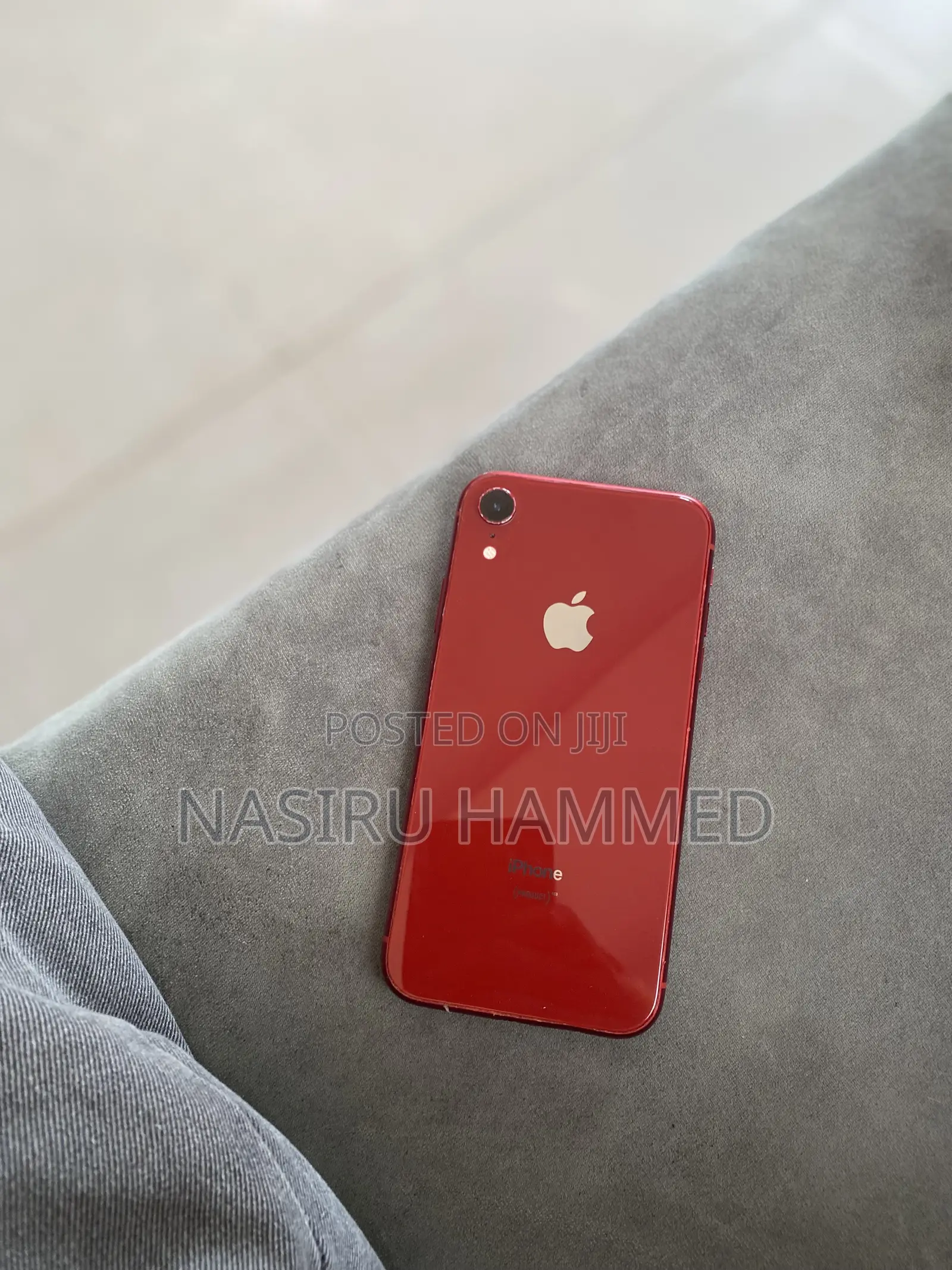 Apple iPhone XR 64 GB Red