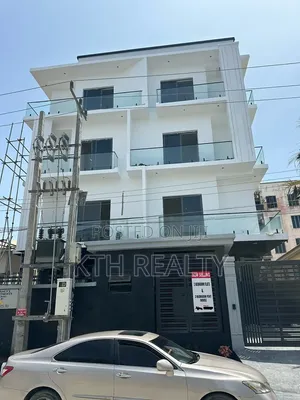 3bdrm Penthouse in Ikate for sale