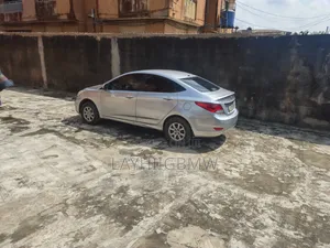 Hyundai Accent 2013 Silver