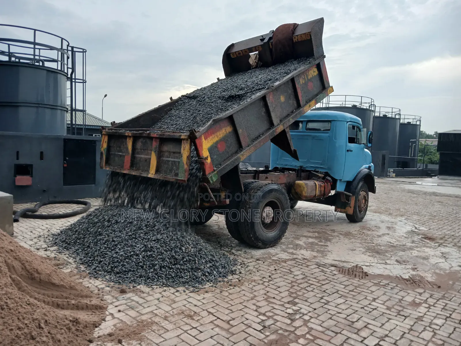 10tons of Granite and Half Inches