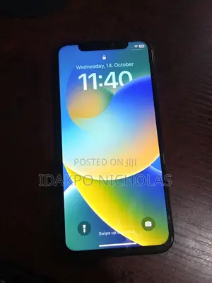 Apple iPhone X 64 GB Black