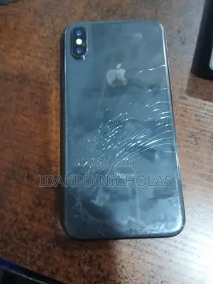 Apple iPhone X 64 GB Black