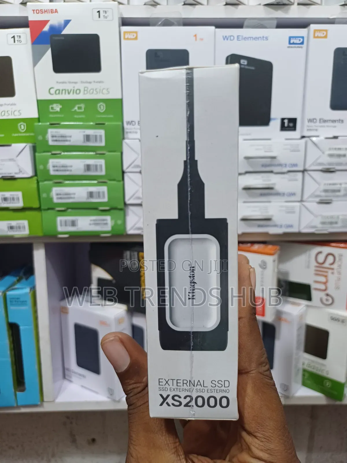 Kingston XS2000 1TB Portable External SSD - Up to 2000mb/S Speed