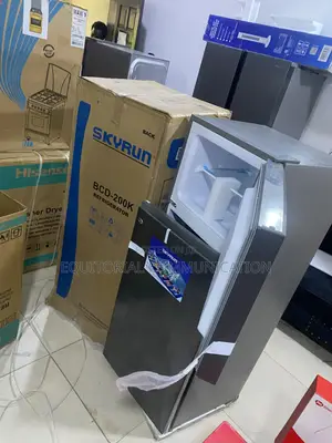 Skyrun BCD-200K 200L Top Freezer Appliance for Home