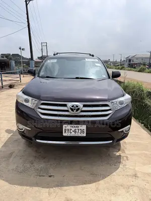 Toyota Highlander 3.5L 4WD 2013 Gray