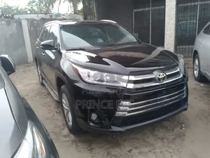 Toyota Highlander 2015 Black