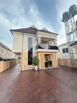 5bdrm Duplex in Apo District for sale