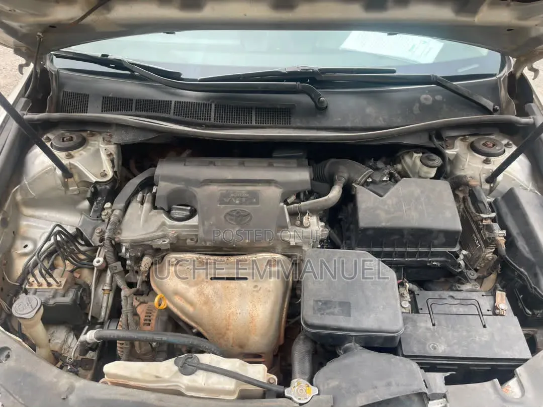 Toyota Camry 2013 Silver