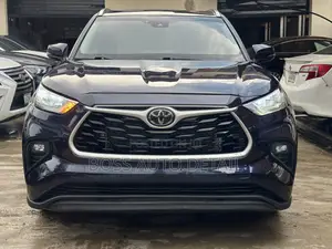 Toyota Highlander XLE AWD 2020 Blue