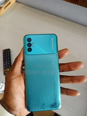 Tecno Spark 8P 64 GB Blue