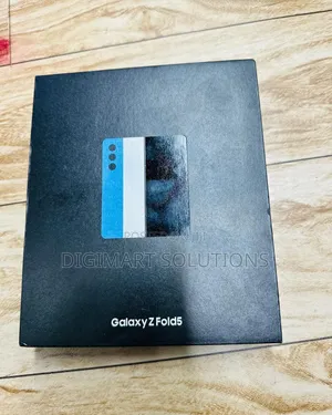 New Samsung Galaxy Z Fold 5 256 GB Rose Gold