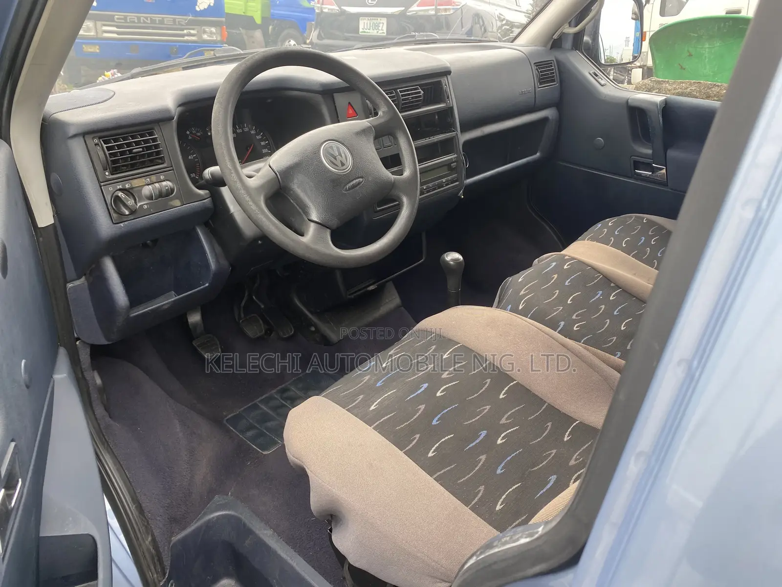 Volkswagen Transporter 2004 Grey