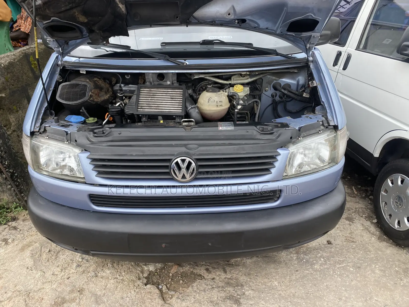 Volkswagen Transporter 2004 Grey