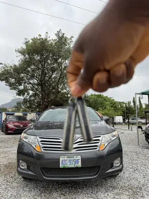 Toyota Venza AWD 2010 Gray