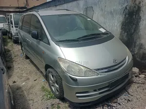 Toyota Previa 2003 Silver