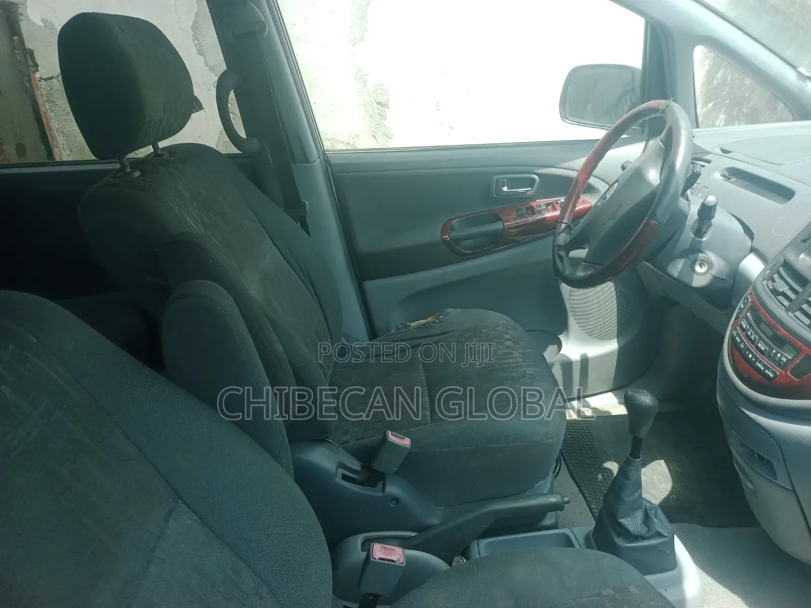 Toyota Previa 2003 Silver