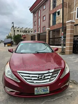 Hyundai Sonata 2012 Red