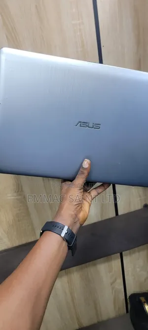 Laptop Asus 4GB Intel Core i3 SSD 128GB