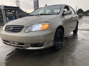 Toyota Corolla 1.4 D Automatic 2004 Gold