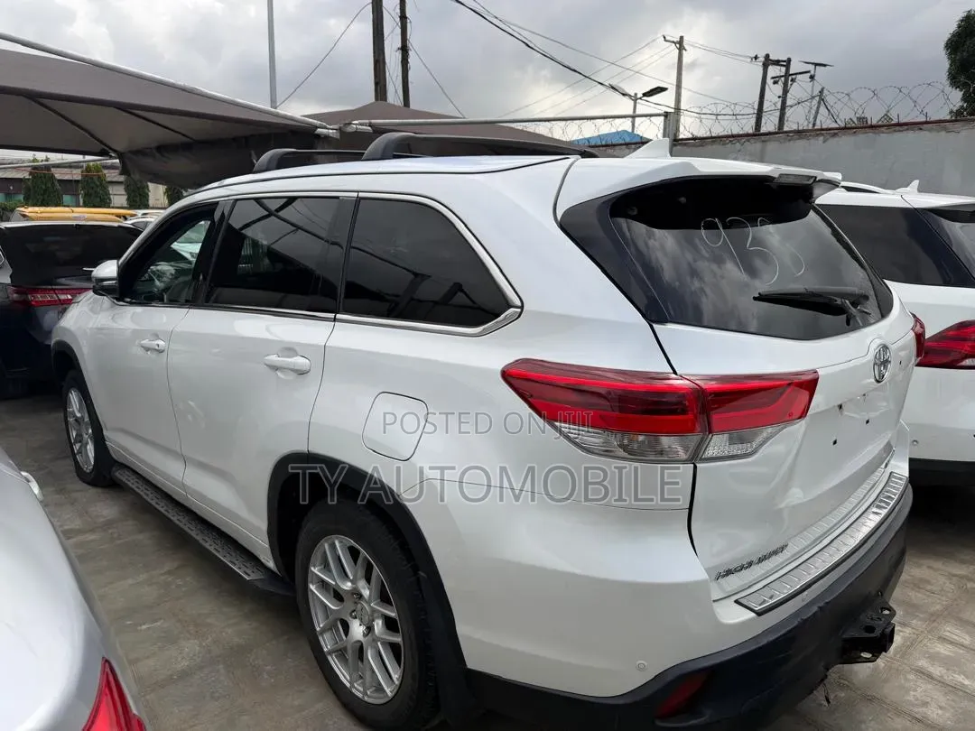 Toyota Highlander 2017 White