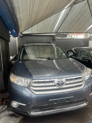 Toyota Highlander 2012 Blue