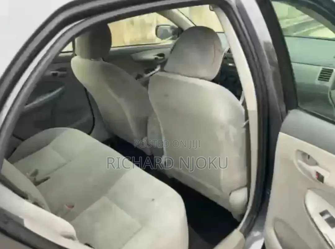 Toyota Corolla 2009 Gray