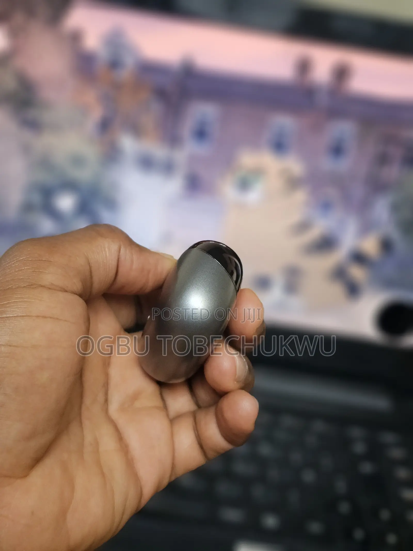 Lenovo Services Clip on Style Earbuds