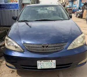 Toyota Camry 2004 Blue
