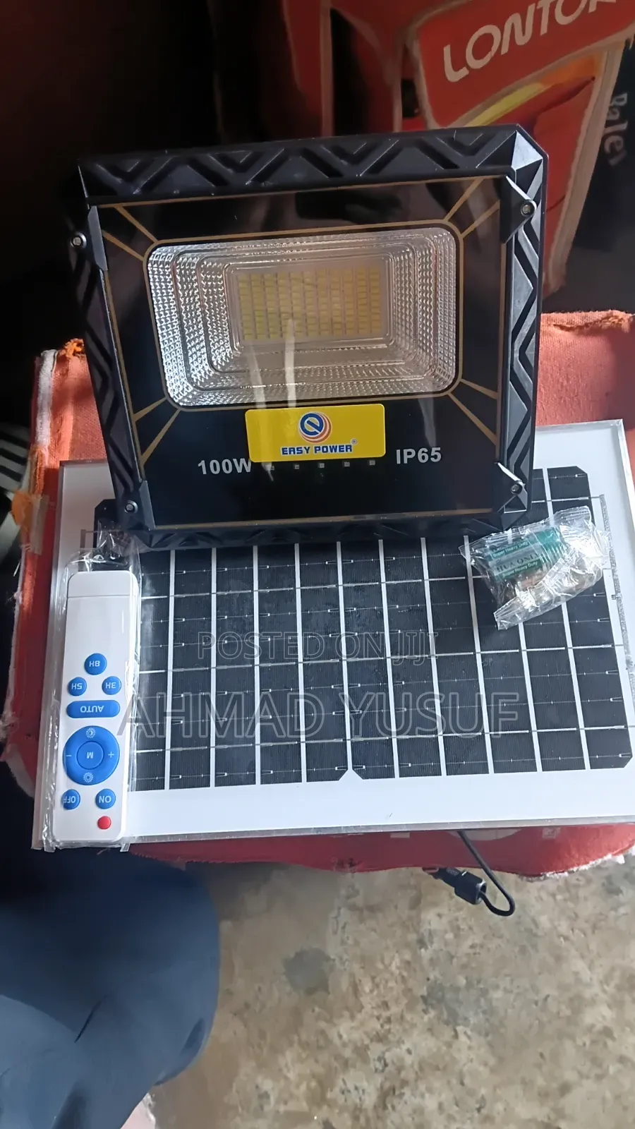 100watts Solar Powered Floodlight