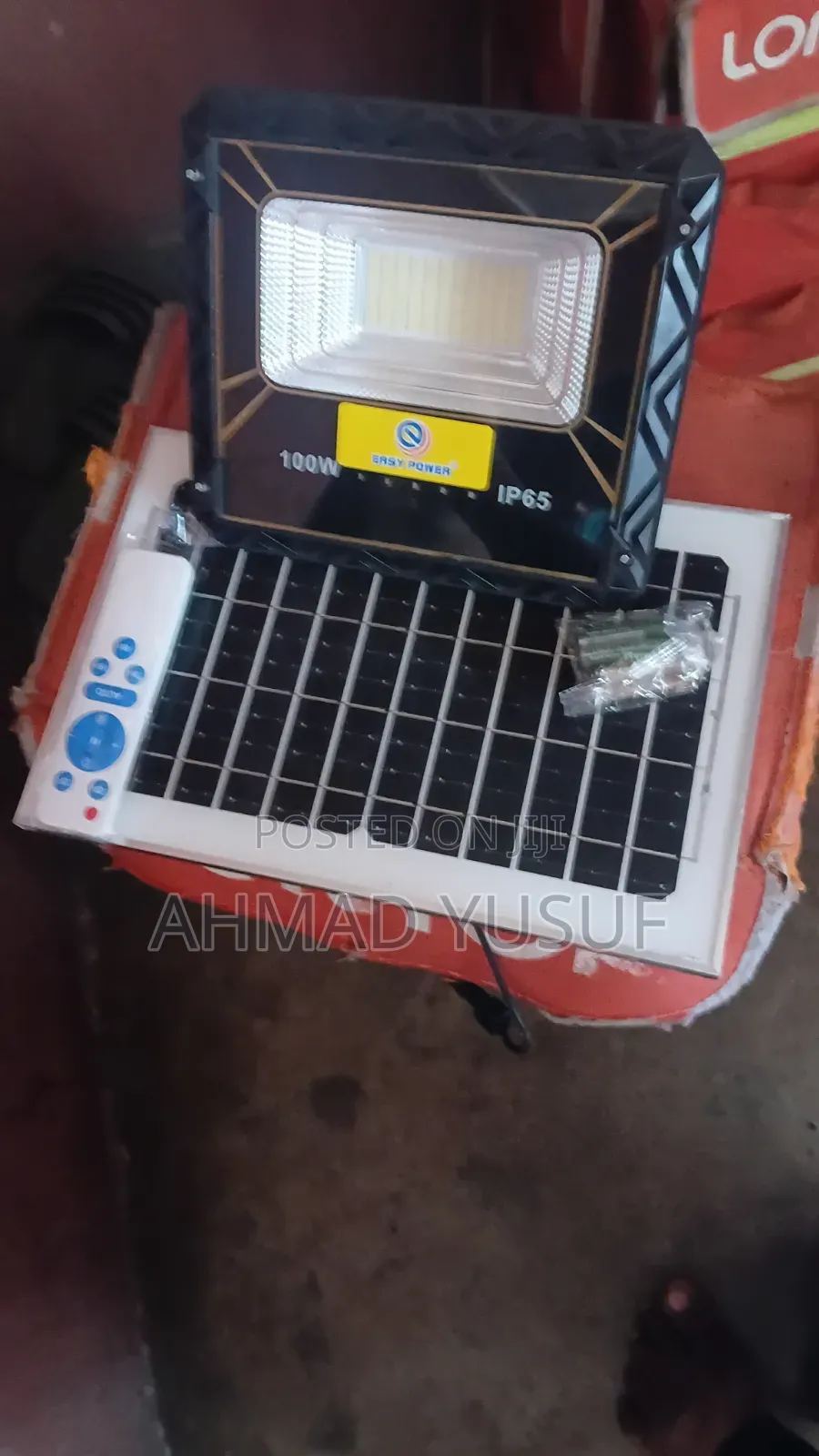 100watts Solar Powered Floodlight