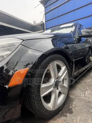 Mercedes-Benz C300 2010 Black