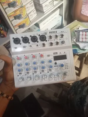 Reks R7 Mixer