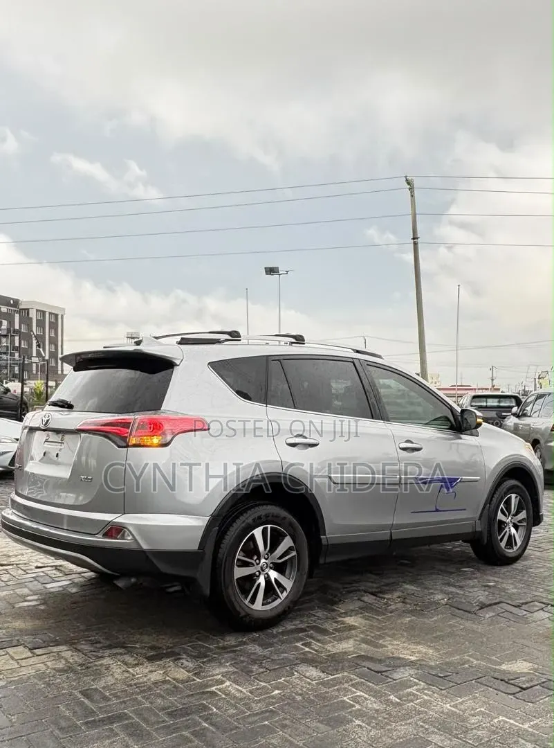 Toyota RAV4 2018 Silver